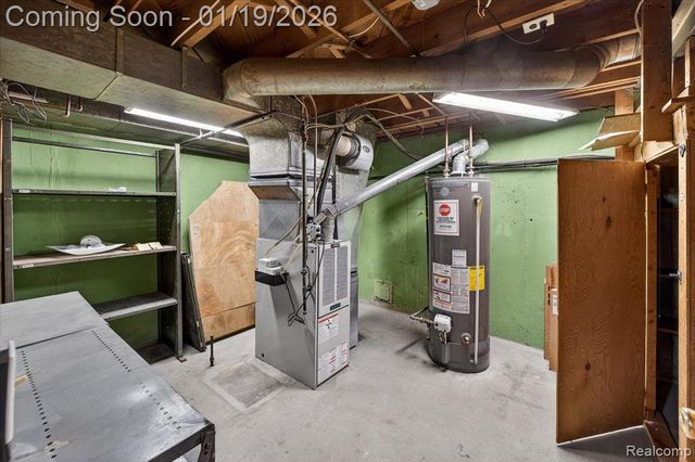 9619 Mayfield Street, Livonia, MI 48150