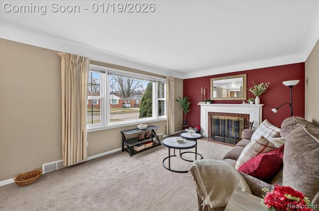 9619 Mayfield Street, Livonia, MI 48150