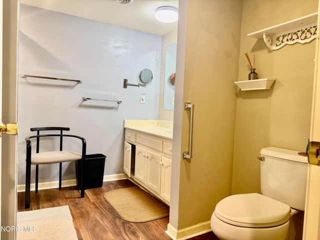 4343 W Bancroft Street, 2 C, Ottawa Hills, OH 43615