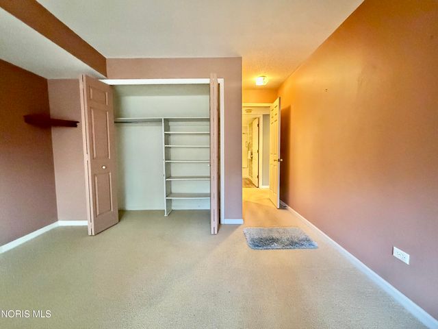 4343 W Bancroft Street, 2 C, Ottawa Hills, OH 43615