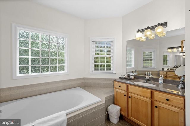 17289 MISS MOLLYS LN, Orange, VA 22960