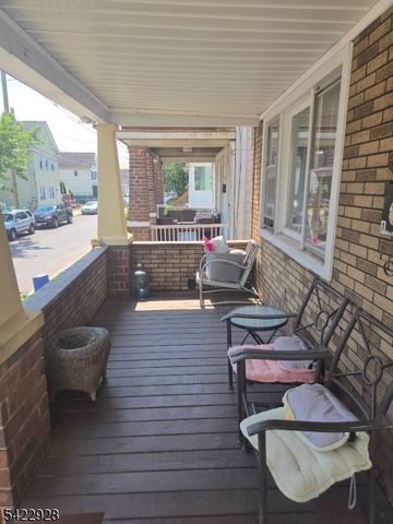 34 Home St, Franklin Twp., NJ 08873