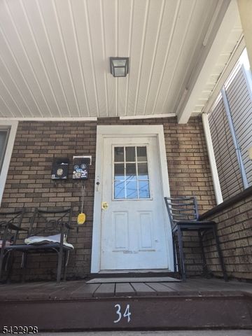 34 Home St, Franklin Twp., NJ 08873