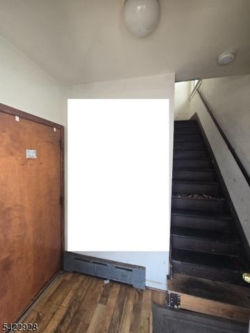 34 Home St, Franklin Twp., NJ 08873