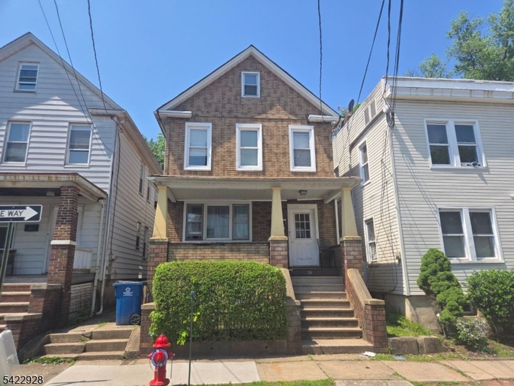 34 Home St, Franklin Twp., NJ 08873
