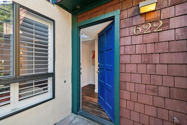 622 Ironwood Rd, Alameda, CA 94502