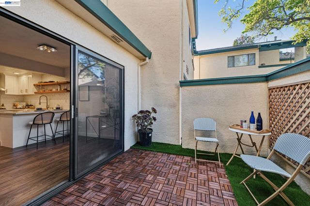 622 Ironwood Rd, Alameda, CA 94502