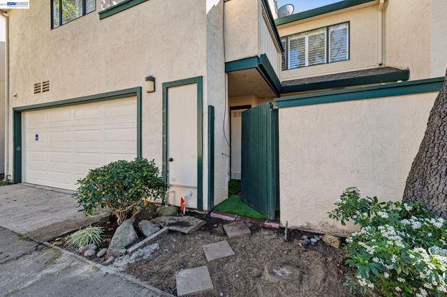 622 Ironwood Rd, Alameda, CA 94502