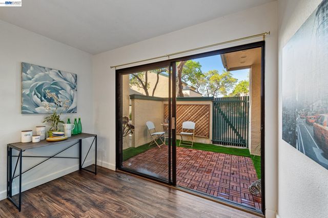 622 Ironwood Rd, Alameda, CA 94502