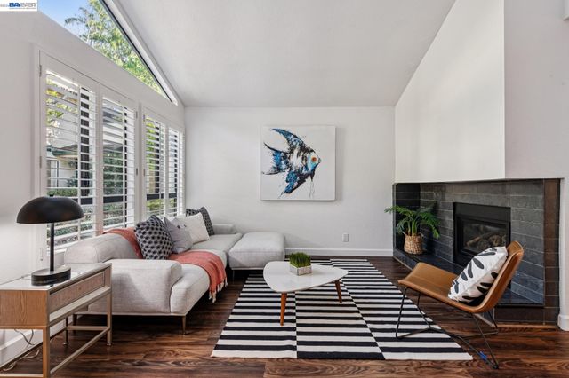 622 Ironwood Rd, Alameda, CA 94502