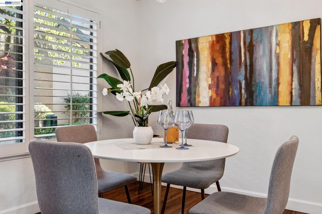 622 Ironwood Rd, Alameda, CA 94502