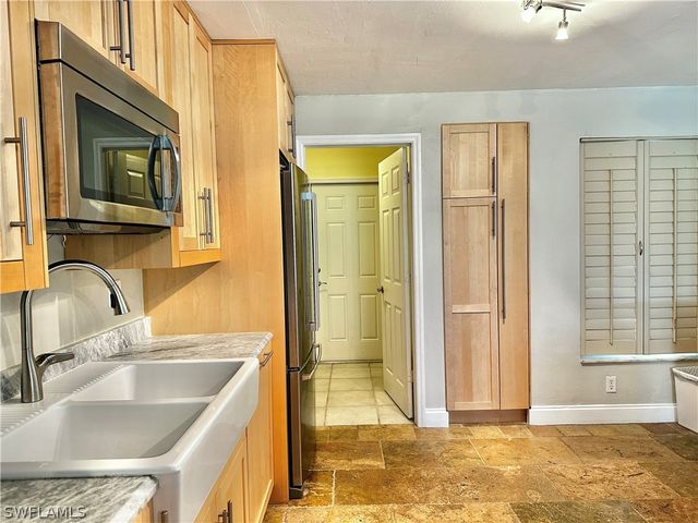 11791 Bradley CT, Bonita Springs, FL 34135