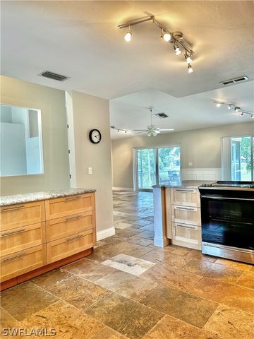 11791 Bradley CT, Bonita Springs, FL 34135