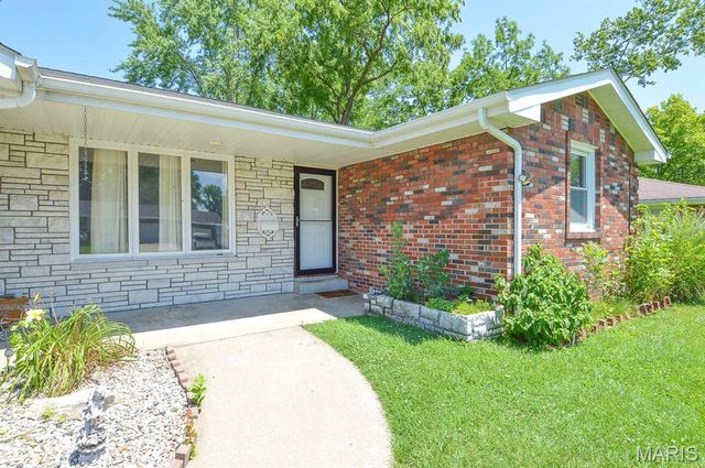 2521 Roney Drive, Granite City, IL 62040