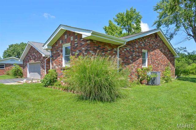 2521 Roney Drive, Granite City, IL 62040