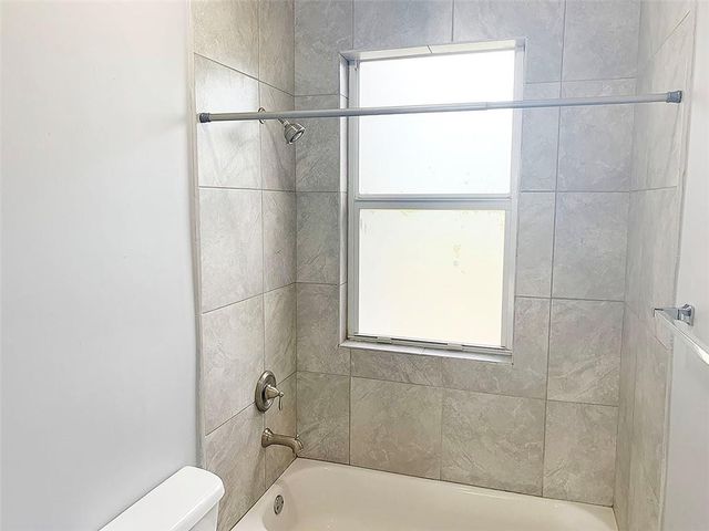702 S 17TH Avenue 8, Hollywood, FL 33020
