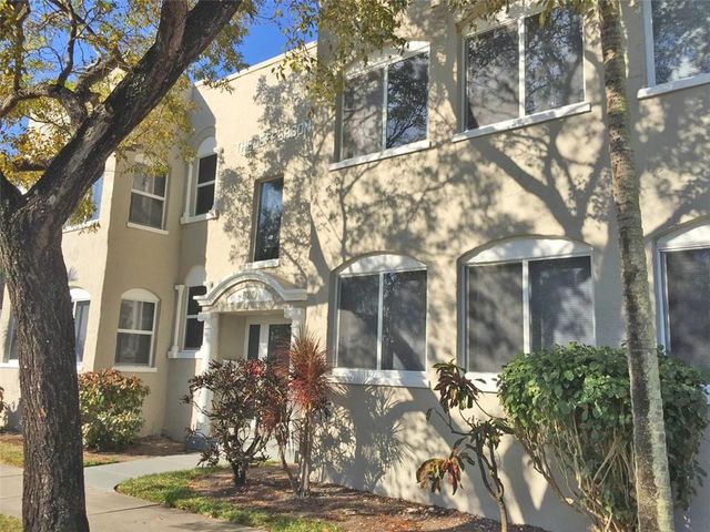 702 S 17TH Avenue 8, Hollywood, FL 33020