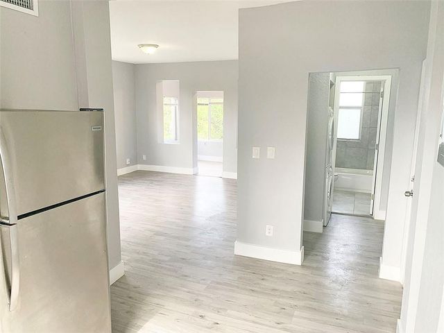702 S 17TH Avenue 8, Hollywood, FL 33020