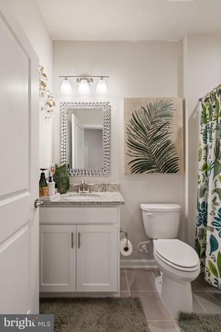 6773 AZALEA GARDEN LN, Haymarket, VA 20169