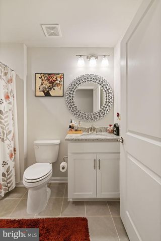 6773 AZALEA GARDEN LN, Haymarket, VA 20169