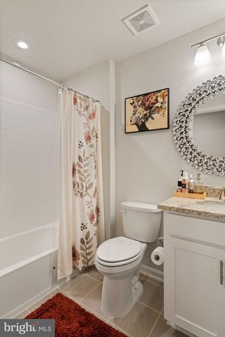 6773 AZALEA GARDEN LN, Haymarket, VA 20169