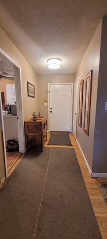 6929 Silverthorne Cir, Sacramento, CA 95842