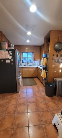 6929 Silverthorne Cir, Sacramento, CA 95842