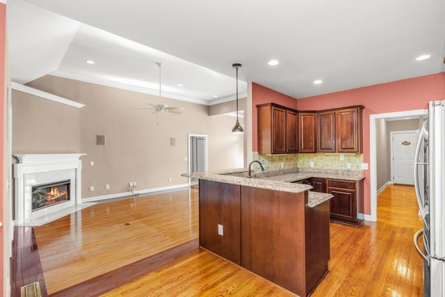 104 Stoneway, Hendersonville, TN 37075