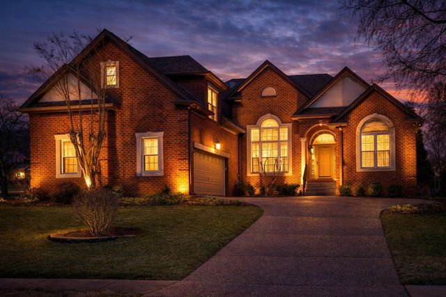 104 Stoneway, Hendersonville, TN 37075