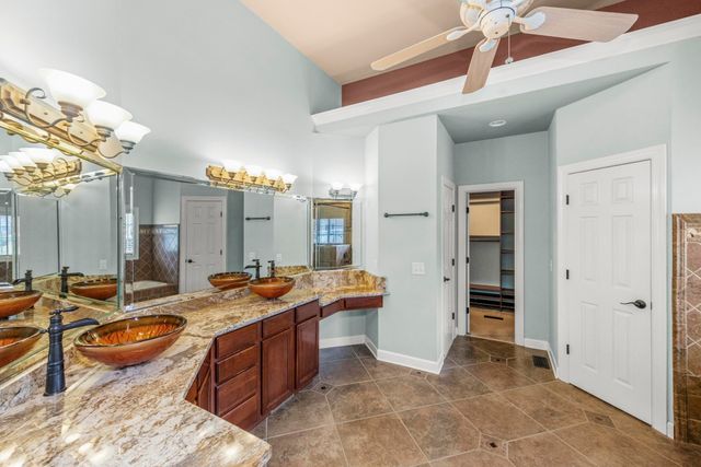 104 Stoneway, Hendersonville, TN 37075