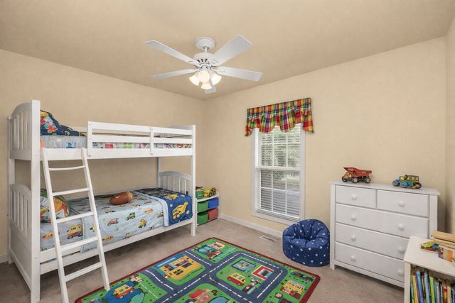 104 Stoneway, Hendersonville, TN 37075