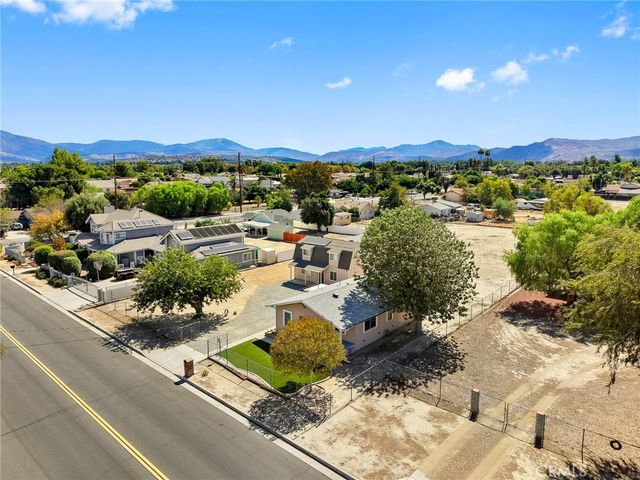 4807 Berkley Avenue, Hemet, CA 92544