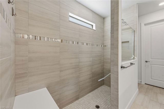 2756 Amaranda CT, Naples, FL 34114