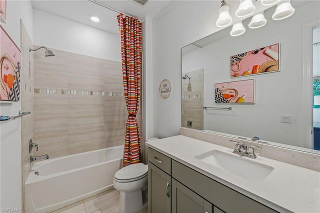 2756 Amaranda CT, Naples, FL 34114