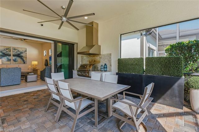 2756 Amaranda CT, Naples, FL 34114