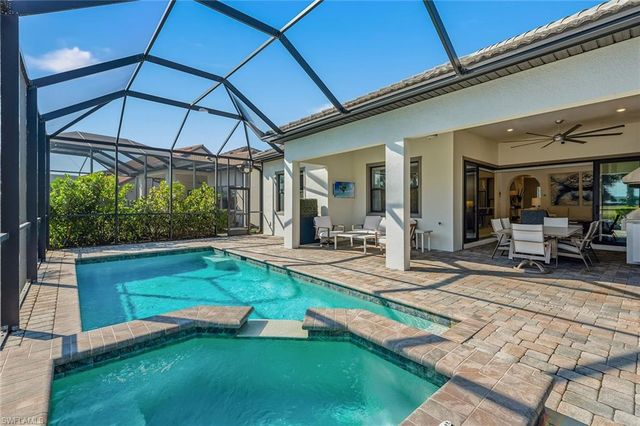 2756 Amaranda CT, Naples, FL 34114