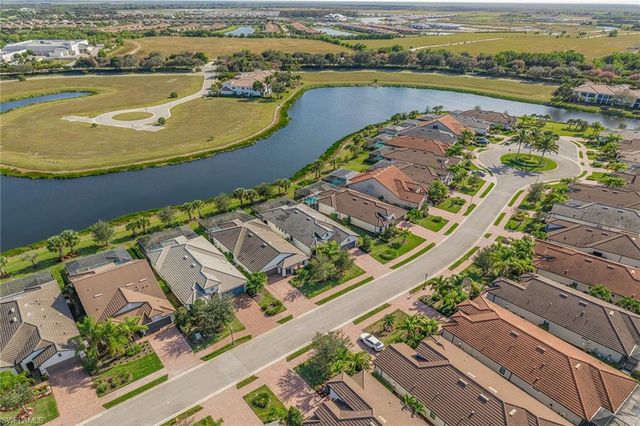 2756 Amaranda CT, Naples, FL 34114