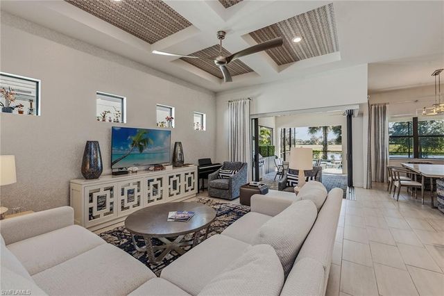 2756 Amaranda CT, Naples, FL 34114