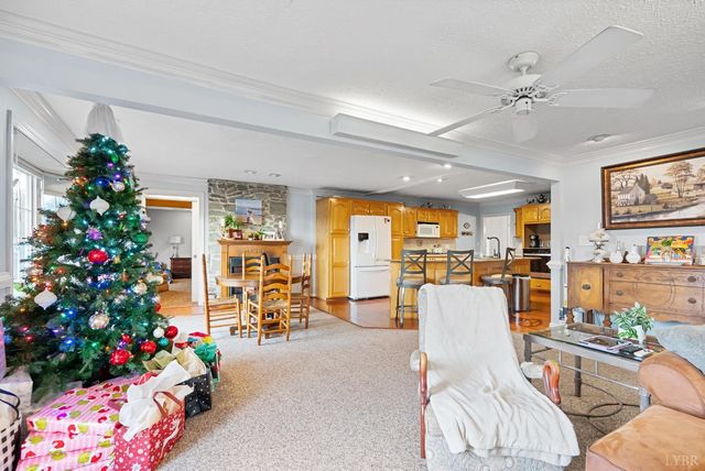 2809 Bedford Highway, Lynch Station, VA 24571