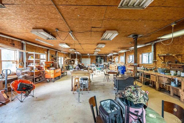 2809 Bedford Highway, Lynch Station, VA 24571