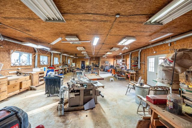 2809 Bedford Highway, Lynch Station, VA 24571