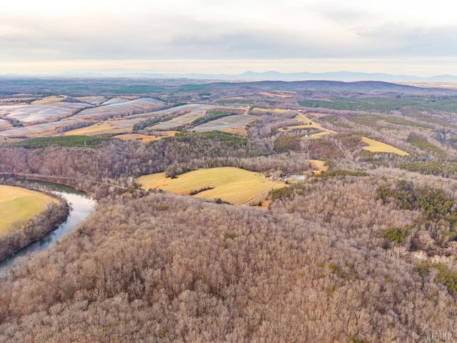 2809 Bedford Highway, Lynch Station, VA 24571