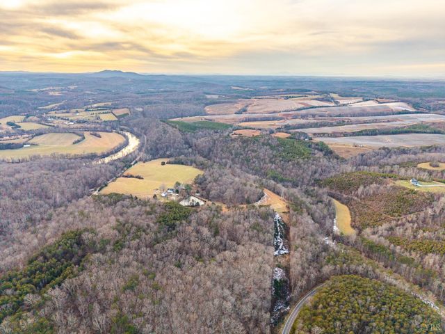 2809 Bedford Highway, Lynch Station, VA 24571