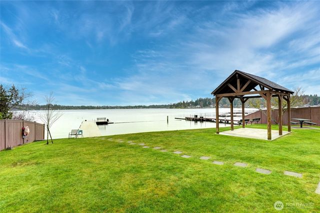 12325 Heron Place, Lake Stevens, WA 98258
