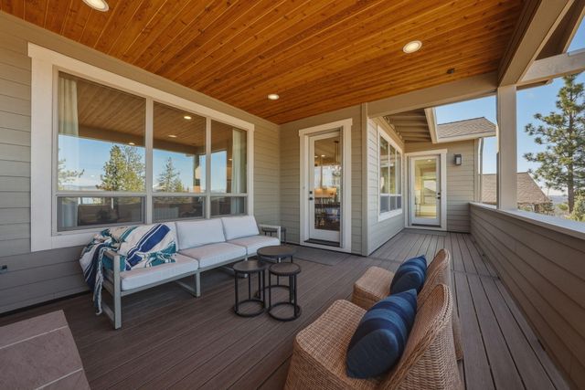 2005 NW Glassow Drive, Bend, OR 97703