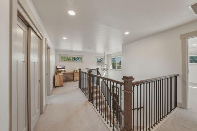 2005 NW Glassow Drive, Bend, OR 97703