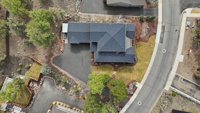 2005 NW Glassow Drive, Bend, OR 97703