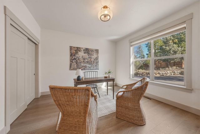 2005 NW Glassow Drive, Bend, OR 97703