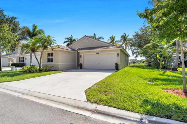 4912 NW 55TH Boulevard, Coconut Creek, FL 33073