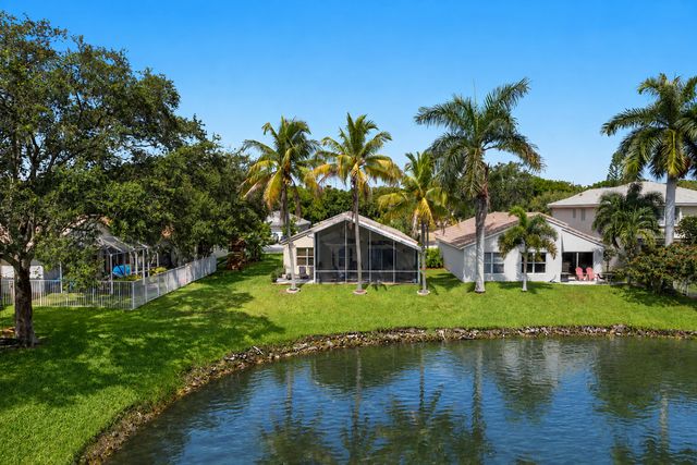 4912 NW 55TH Boulevard, Coconut Creek, FL 33073